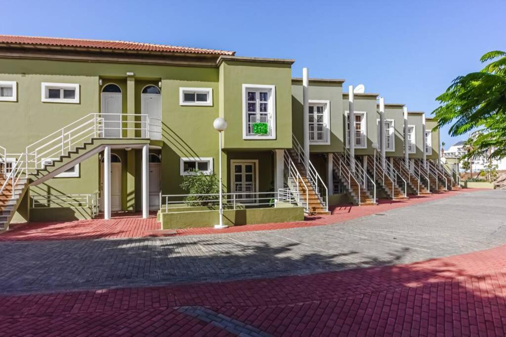 Ocean View Apartment In Orlando By Altamarhomes Costa Adeje  Bagian luar foto